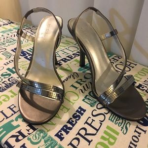Stunning Madeline Stuart Silver Heels size 8
